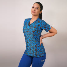  Delantal Mujer tela elasticada estampada. Combina con Azul Rey - Art. 2366