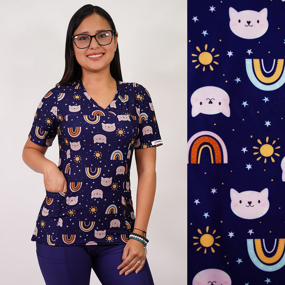 Delantal Mujer tela elasticada estampada Gatitos. Combina con Azul Marino - Art. 2494