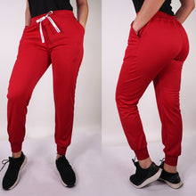  Jogger clínico PRIVE.   Art. 569-5 - Rojo