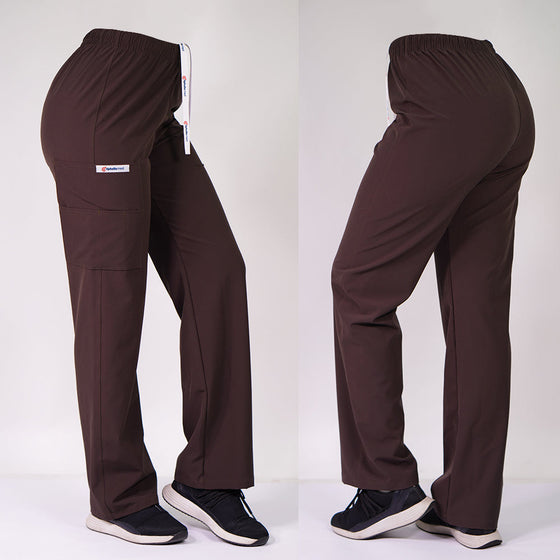 Pantalón clínico Recto Antifluido.   Art. 799-22 - CAFÉ