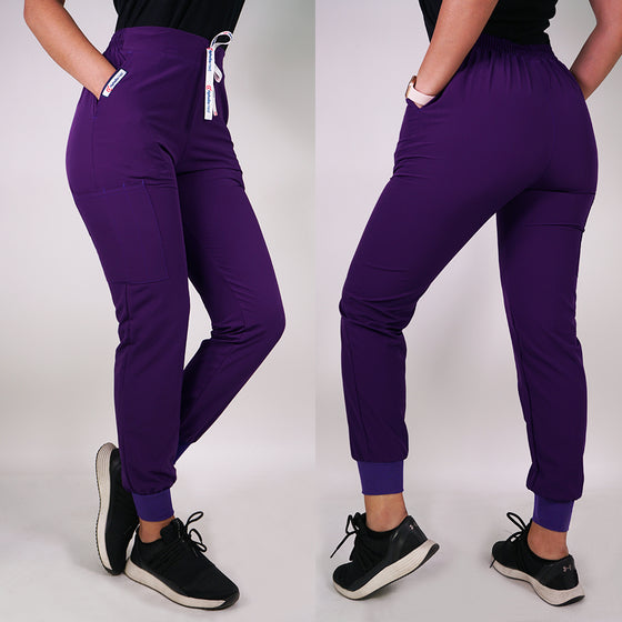 Jogger clínico antifluidos.   Art. 999-4-A - Morado