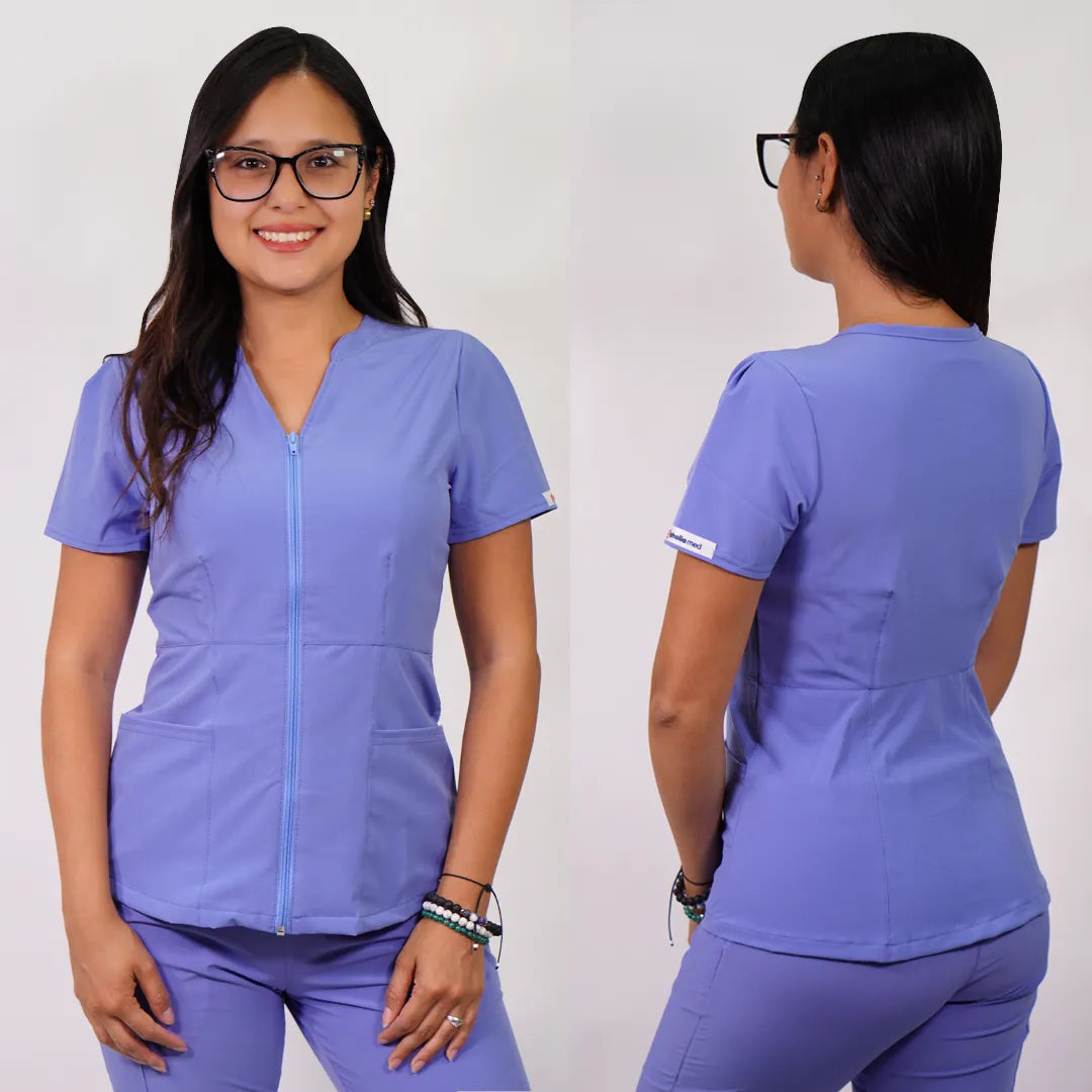 Delantal Mujer anti fluidos Azalea con cierre. Celeste - Art. AZALEA-3