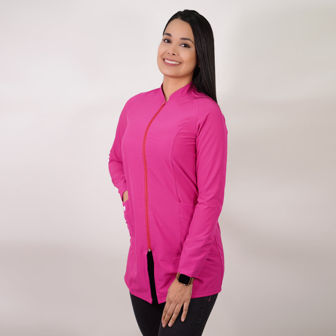 Bata Mujer tela Anti fluidos. Fucsia - Art. BC-13